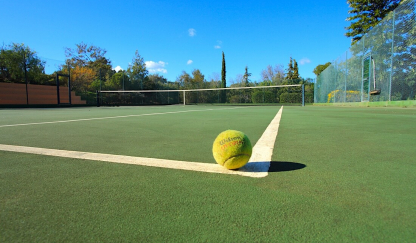 Villas with Tennis, Padel and Pickleball Courts!