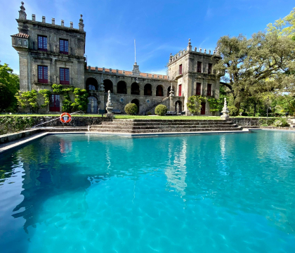 MINHO MANOR